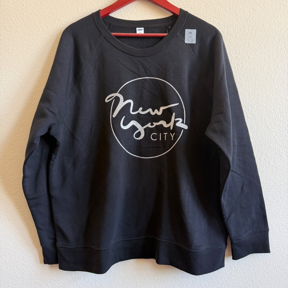 NWT Old Navy Womens XL Black New York City Graphic Raglan Sweatshirt 618647-01-1
